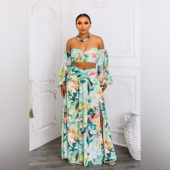 Floral Maxi Skirt Set - Picture 10 of 11